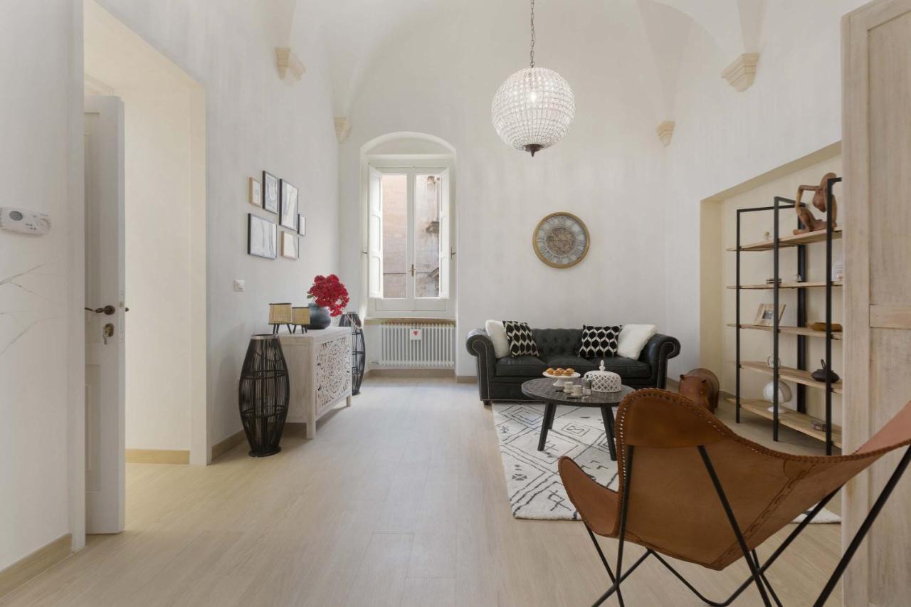 Apartament Porta Del Duomo Luxury By Barbarhouse Lecce Zewnętrze zdjęcie